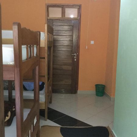 Anmut Hostel Lushoto Екстериор снимка