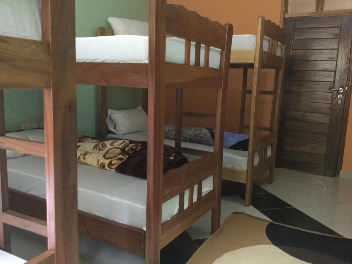 Anmut Hostel Lushoto Екстериор снимка