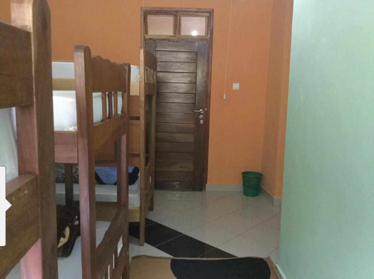 Anmut Hostel Lushoto Екстериор снимка