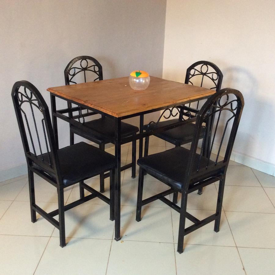 Anmut Hostel Lushoto Екстериор снимка