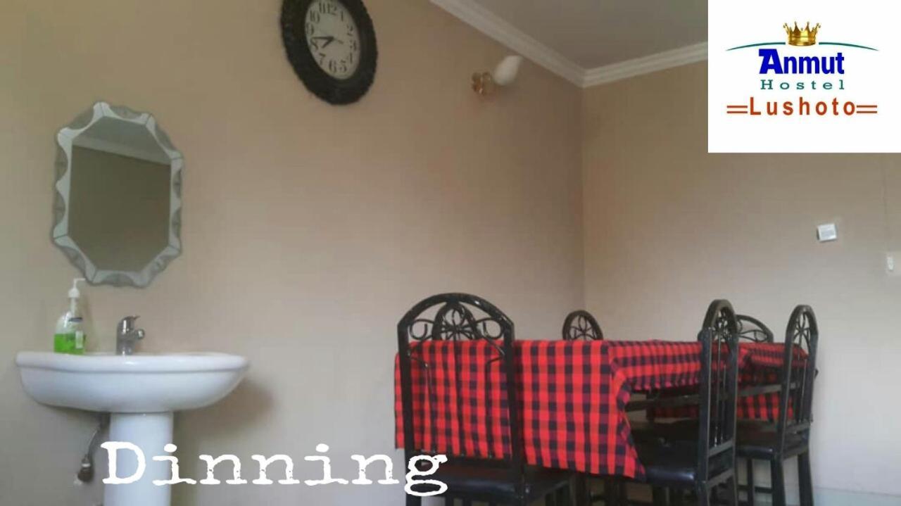 Anmut Hostel Lushoto Екстериор снимка